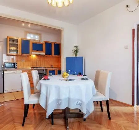 Apartamento Josip *
